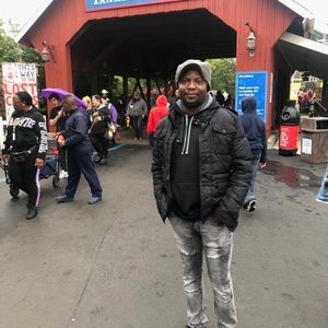 Meet your Posher, Oladele